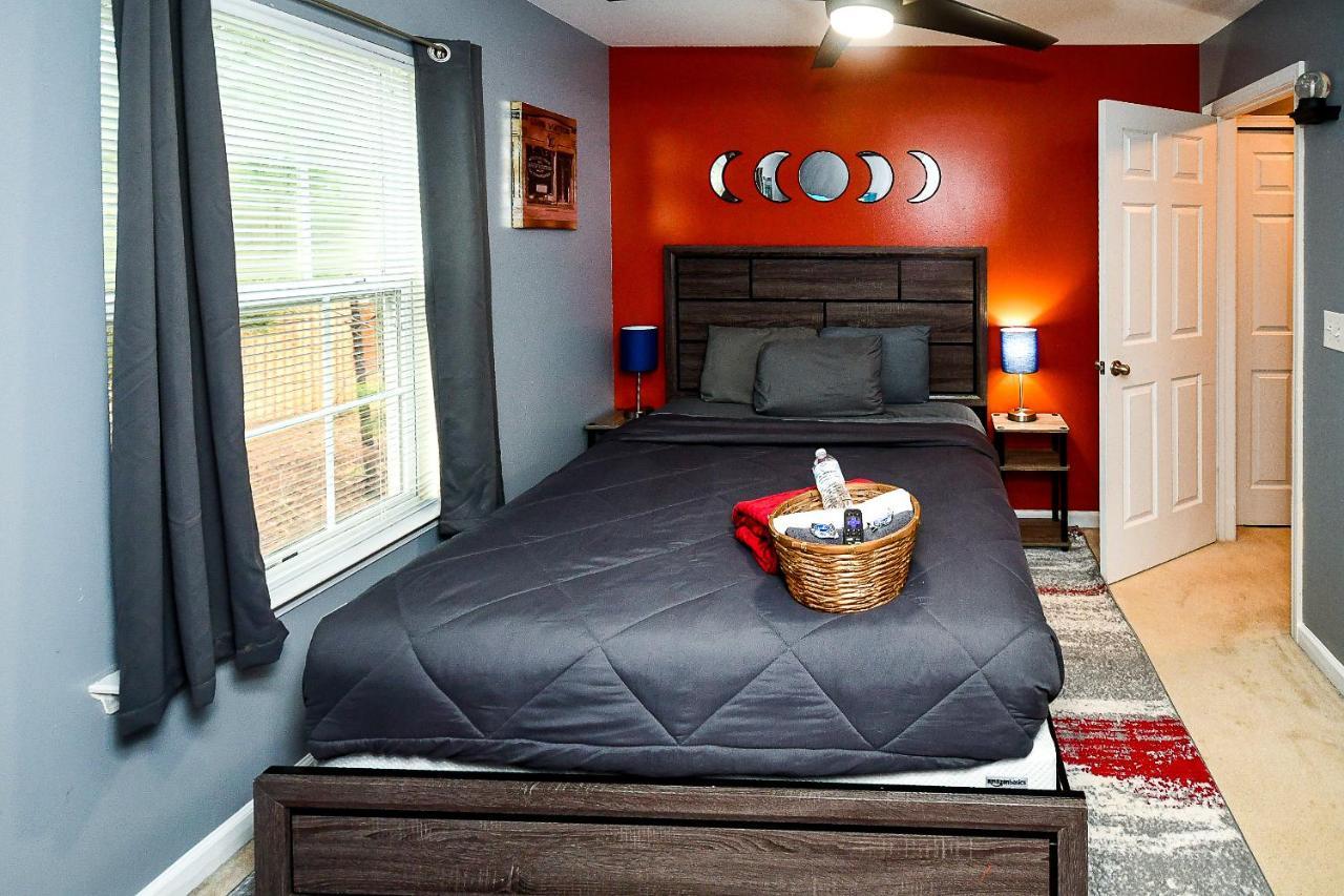 Amazing Large 3 Bed House With King Bed Less Than 10 Miles To Dtwn Atlanta Buitenkant foto