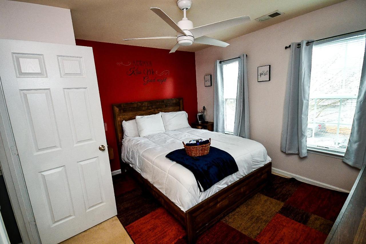 Amazing Large 3 Bed House With King Bed Less Than 10 Miles To Dtwn Atlanta Buitenkant foto