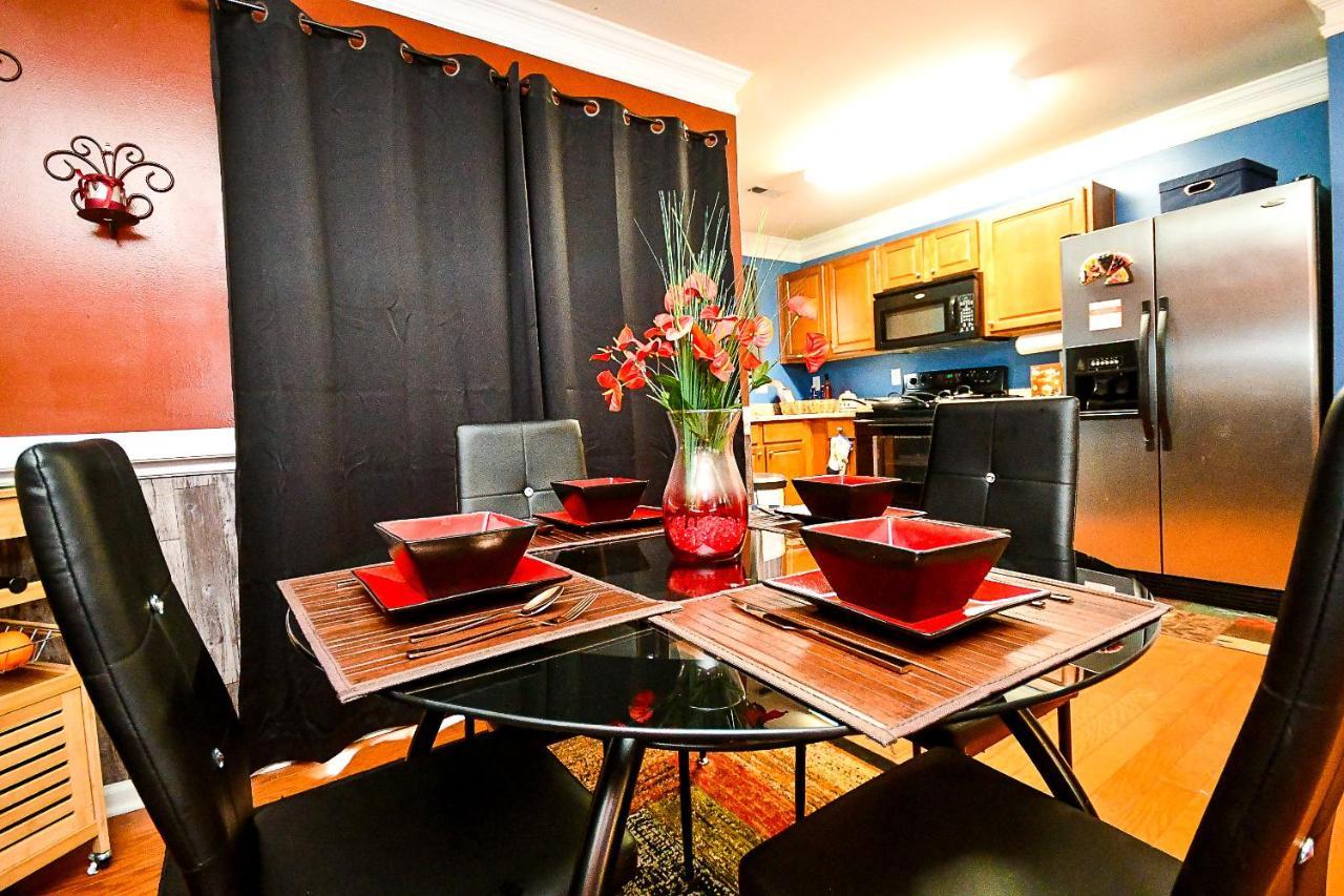 Amazing Large 3 Bed House With King Bed Less Than 10 Miles To Dtwn Atlanta Buitenkant foto