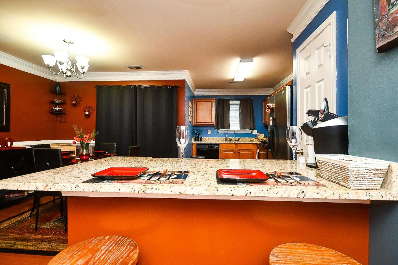 Amazing Large 3 Bed House With King Bed Less Than 10 Miles To Dtwn Atlanta Buitenkant foto