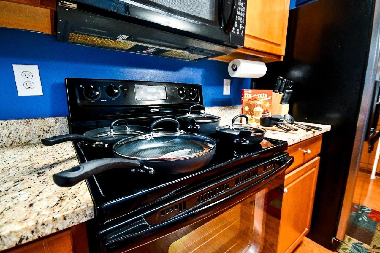 Amazing Large 3 Bed House With King Bed Less Than 10 Miles To Dtwn Atlanta Buitenkant foto